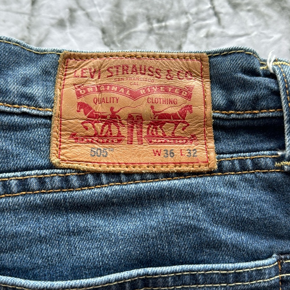 Levi’s 505 jeans